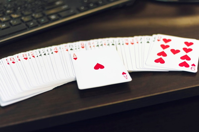 Fast Fold Poker Strategy
